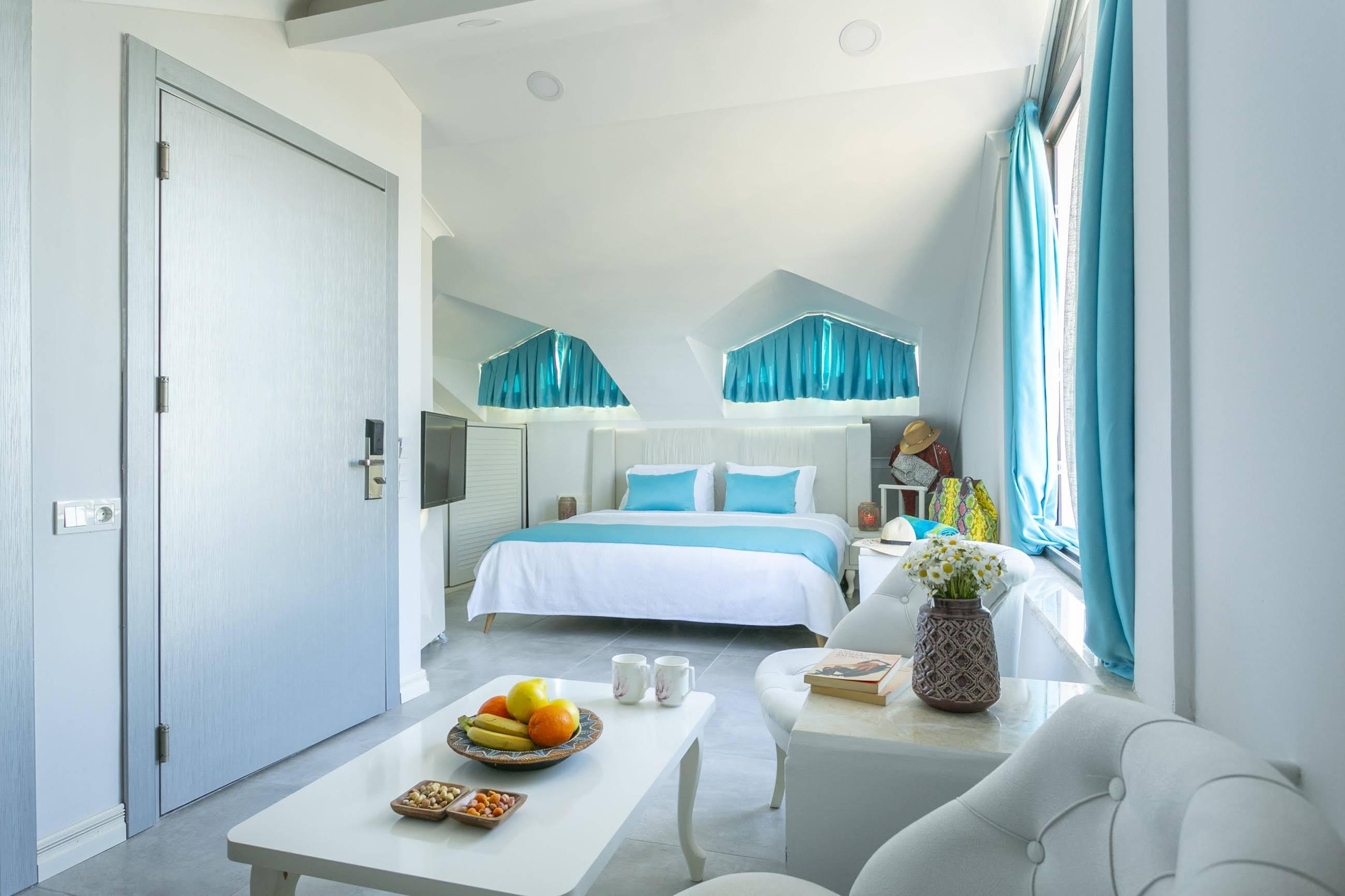 Monastery Suites Hotel-Fethiye Oludeniz Bagian luar foto