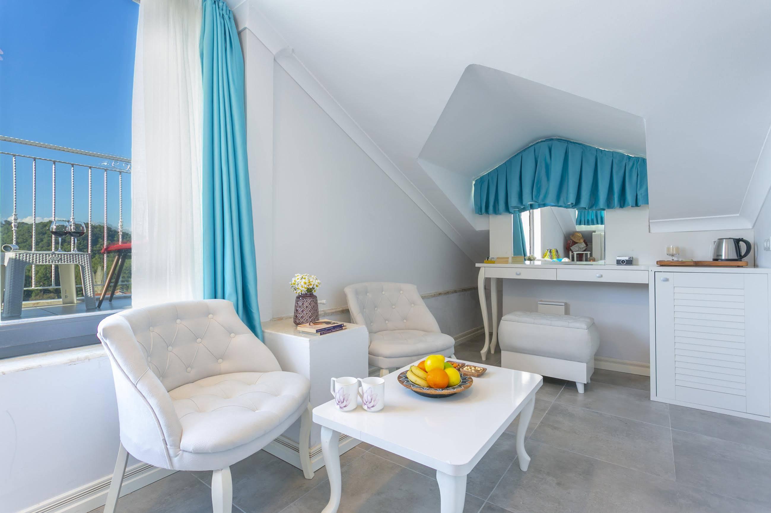 Monastery Suites Hotel-Fethiye Oludeniz Bagian luar foto