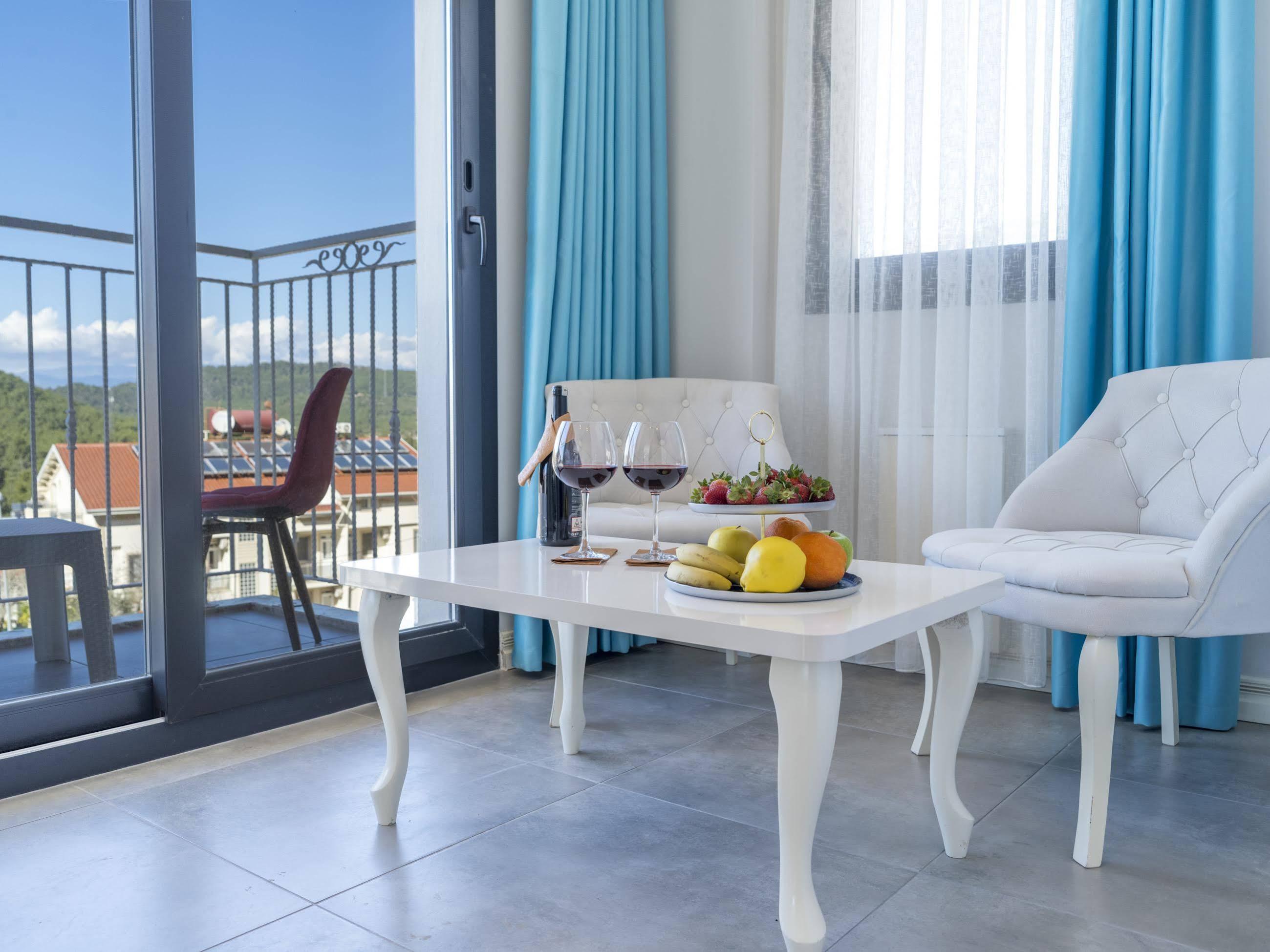 Monastery Suites Hotel-Fethiye Oludeniz Bagian luar foto